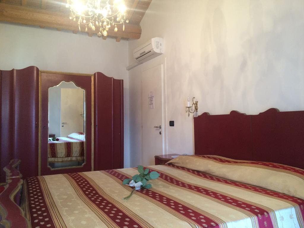 تْشيتاديلاّ B&B Cittabella الغرفة الصورة